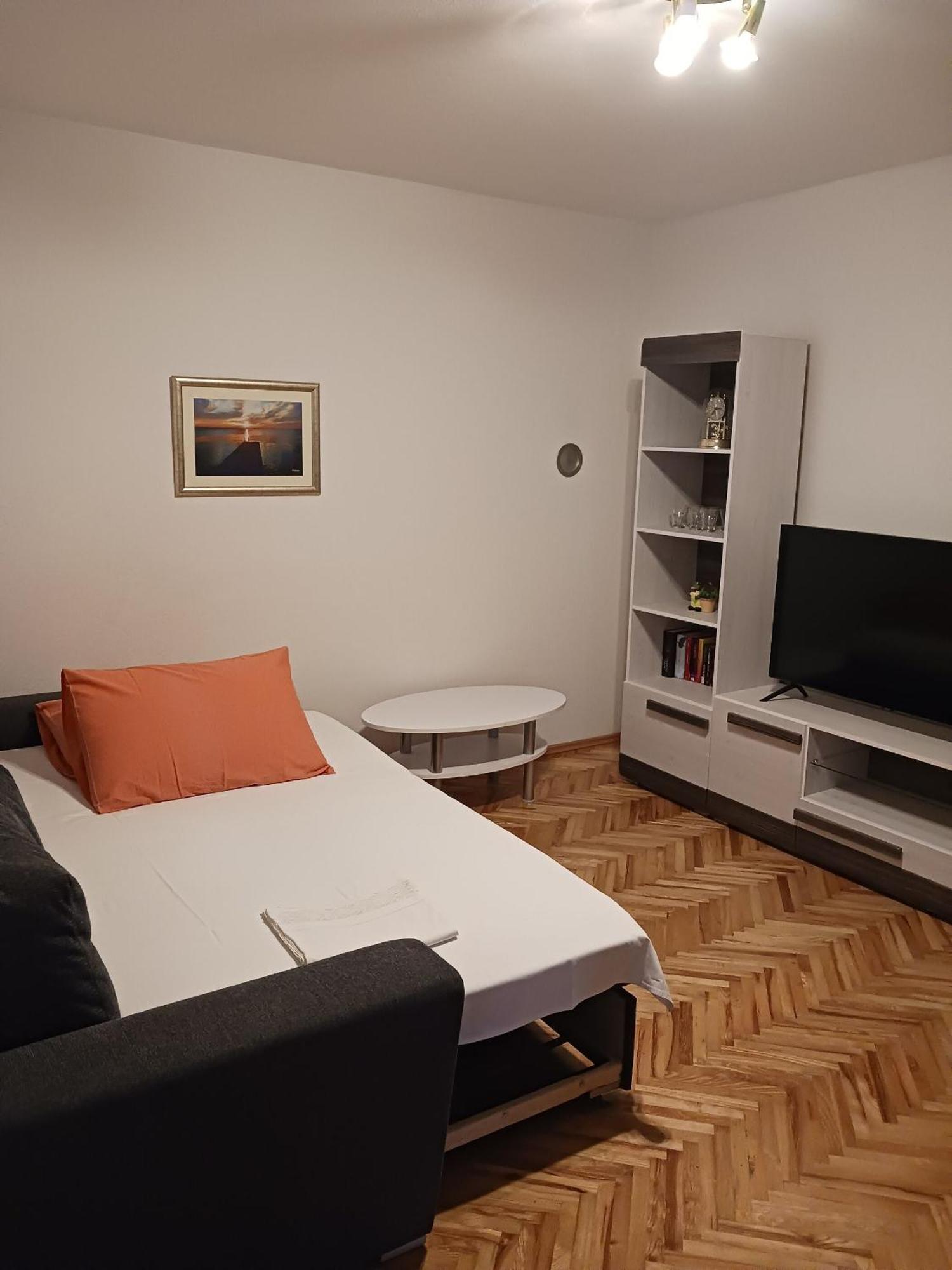 Apartments Marino - Near Family Friendly Beach Супетар Екстериор снимка