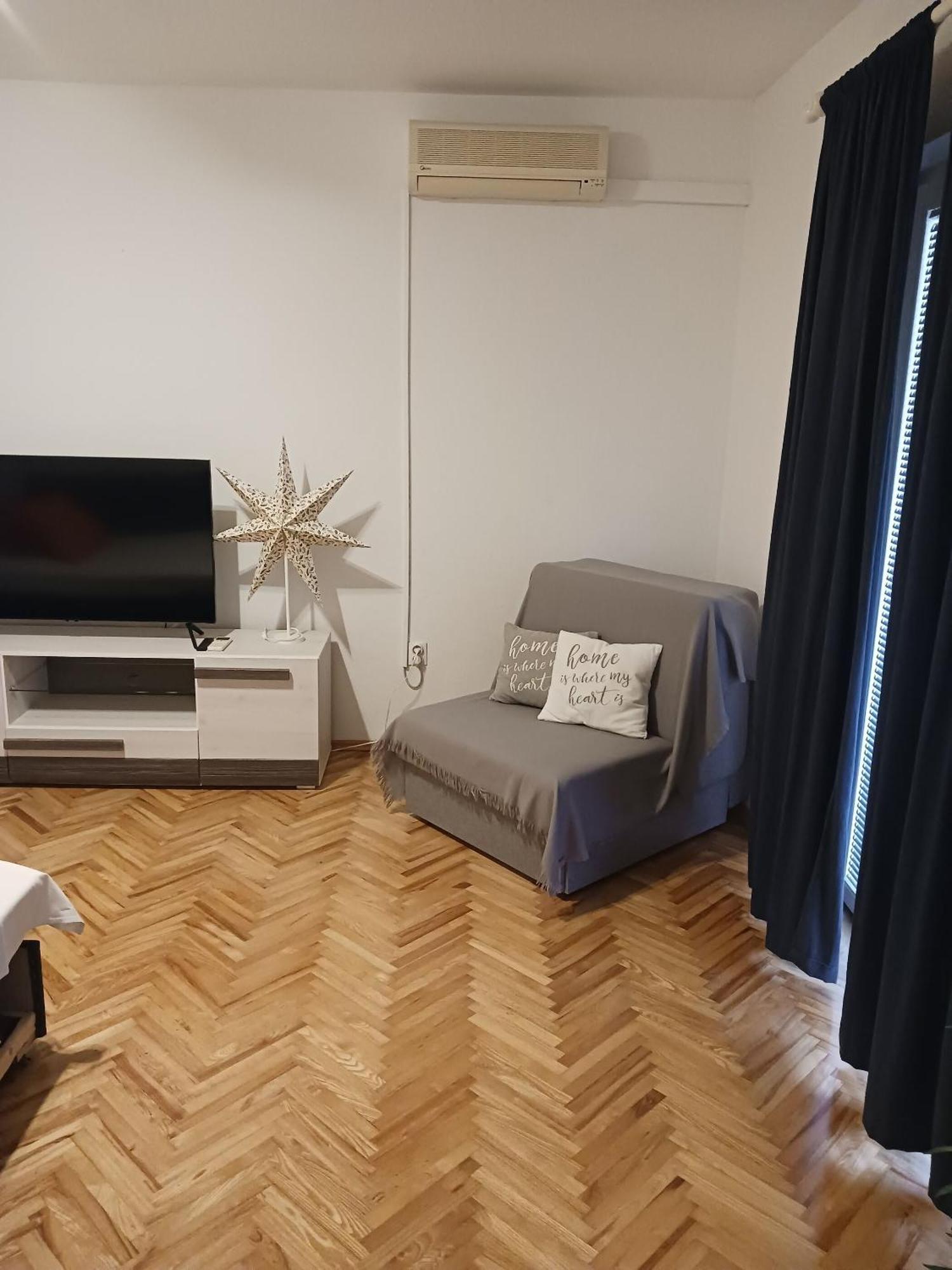 Apartments Marino - Near Family Friendly Beach Супетар Екстериор снимка